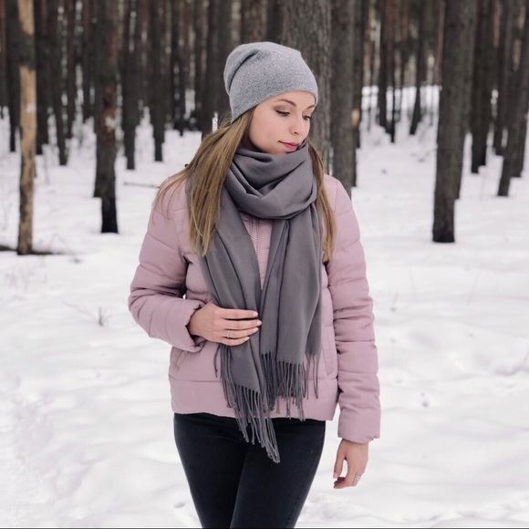 "Cleopatra" (Grey) - Picture 7 of 8